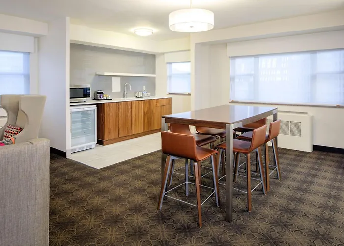 Doubletree By Hilton Hotel & Suites Pittsburgh Downtown