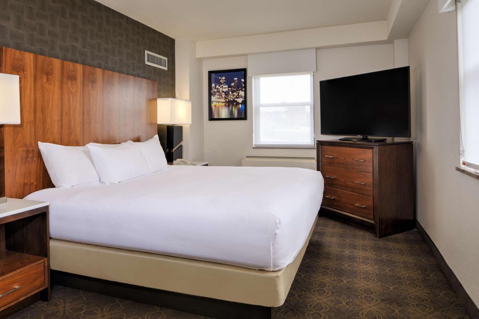 Doubletree By Hilton & Downtown 3* Pittsburgh